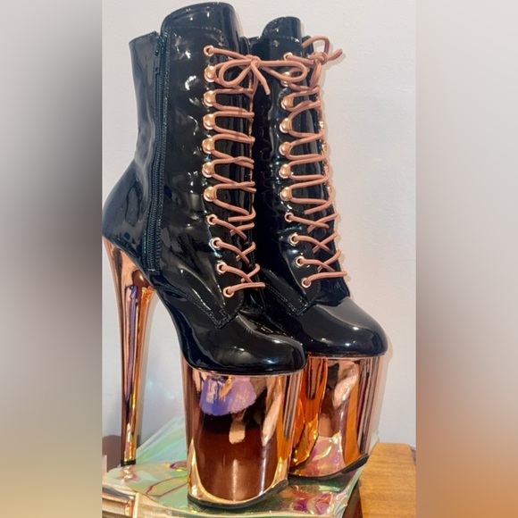 Pleaser Flamingo black Patent Platform Boots lace up sz. 6 Rose Gold 8” stiletto - Picture 10 of 12